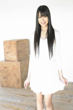 黑皮辣妹